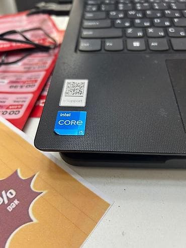 masa ustu kompüter: Lenovo noutbuku – Intel Core i5 (11-ci nəsil i5‑1135G7, 2.40 GHz) — 3