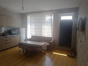 sumqayitda ev aliram: 1 otaqlı həyət evi kiraye quxna studya – açıq mətbəxli zal, yataq — 2