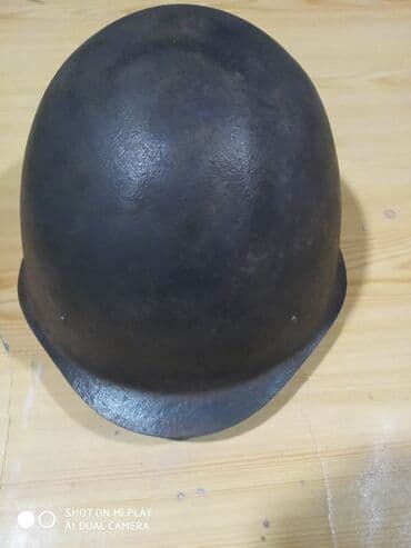 boks kask: Müharibə dövrünün qalmış kaska satılır.vtdp vsr — 2