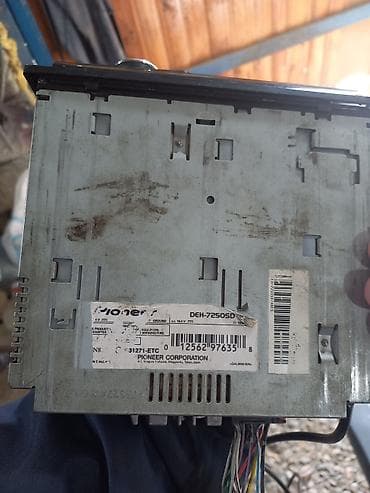 Maqnitofonlar: Maqnitol, Pioneer, AUX — 2