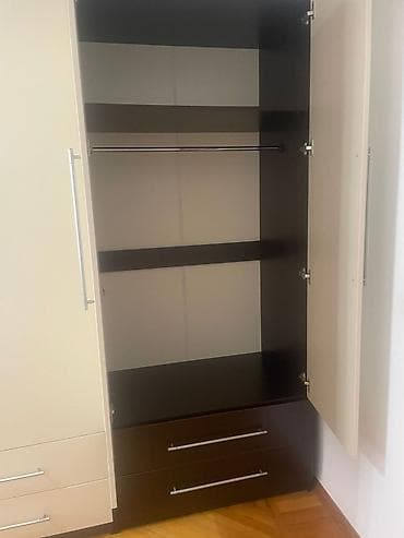 2 eded paltar dolab eni 190 smdir . her biri 95 sm ayri ayri da — 3
