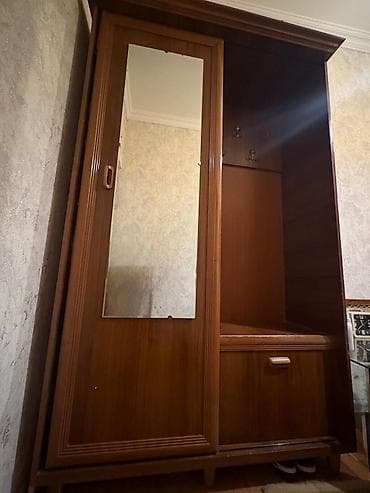 şifaner: İşlənmiş, 1 qapı, Güzgülü, Qəhvəyi, Digər material, Kupe, Düz dolab — 3