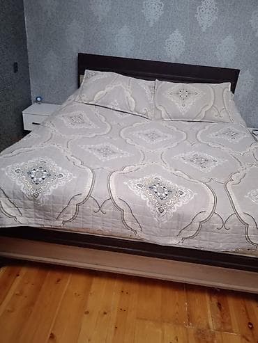 2 əl divanlar: Taxt 150 azn. Yaxsi veziyyetdedir. Matrasi var, bazasi yoxdur. Unvan — 1