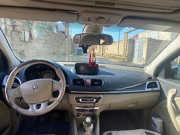 reno maşın: Renault miniven/sedan interyeri – geniş və funksional salon - Salon — 6