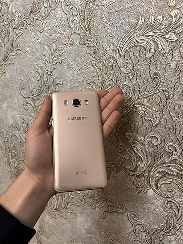 iphone x problemleri: Samsung Galaxy J5 2016, 16 GB, rəng - Qızılı, İki sim kartlı — 2