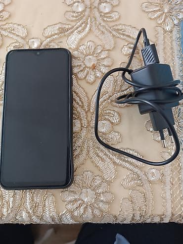 Samsung Galaxy A10, 32 GB, rəng - Qara, Sensor, Sənədlərlə, İki sim kartlı lalafo.az -da Samsung Galaxy A10, 32 GB, rəng - Qara, Sensor, Sənədlərlə, İki sim kartlı