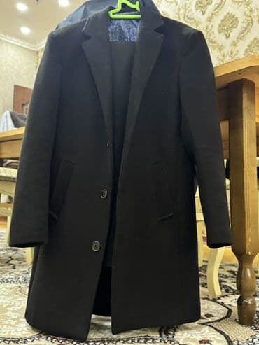 Kişi palto İkinci Əl 110 azna alınıb, çəkim artığı üçün dar qalır ona