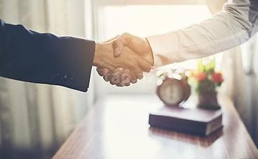 Salam iş axtarıram smm kursun bitirmişəm sosial şəməkələrdən anlayışım