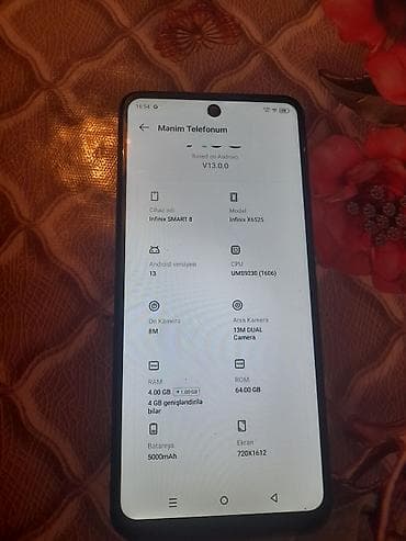 4 sim: Infinix Smart 8, 64 GB — 3