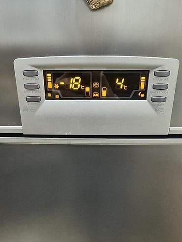 a 71: 2 qapılı Beko Soyuducu Satılır, rəng - Gümüşü — 2