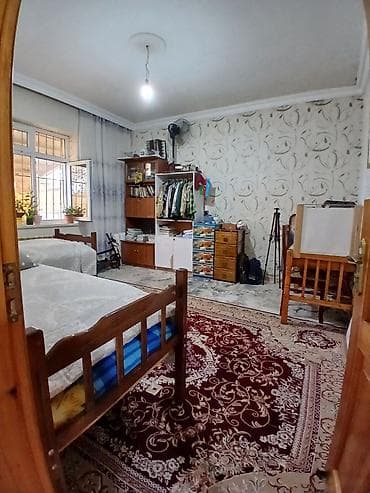 mkr kiraye evler: 3otaq 3sot torpaq həyət evi 2daş kürsülü bütün kamunal xətlər — 9