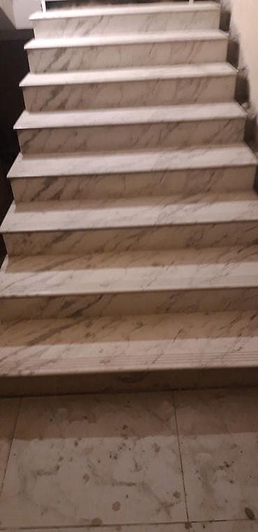 Kafel metlax işi görülür - Material: parlaq səthli mərmər effektli