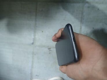 vip iphone 11: IPhone 11, 64 GB, Qara, Face ID — 4