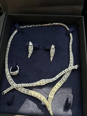 versace boyunbağı: Dəstə daxildir: Üzük — 2