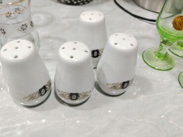 qoz murebbesi qiymeti: Duz qabi 4 eded 30 manata — 2