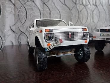 Maşın modeli – LADA Niva (miqyas ehtimalən 1:18/1:24) - Rəng: ağ - lalafo.az -da Maşın modeli – LADA Niva (miqyas ehtimalən 1:18/1:24) - Rəng: ağ -