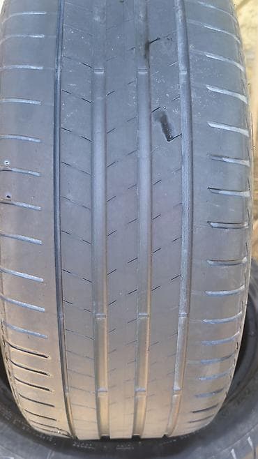 honda diski: İşlənmiş Şin Bridgestone 245 / 45 / R 19 — 3
