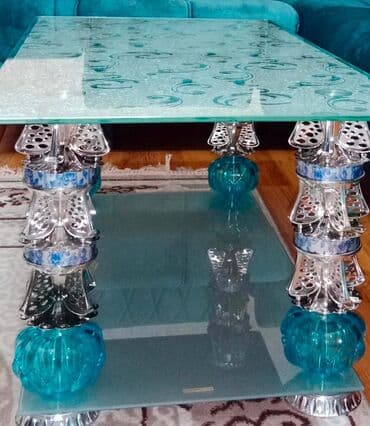 стеклянный обеденный стол: Прямой стол, Нераскладной, Без колесиков, Стекло — 4