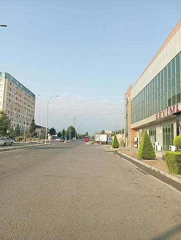 8 sot, Tikinti