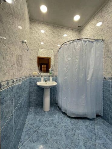 20 yanvarda 2 otaqli evler: Gənclik metrosunun yaxınlığında Ayna sultanova heykəlinə yaxin 16 — 4