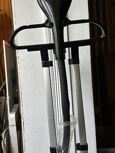 modem 4 antenas: Ramossi buxarlı geyim ütüləyicisi 2000W - Şaquli buxar sistemi — 2