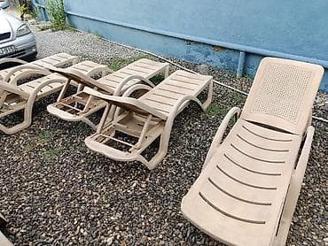 ikinci el şezlong: Plastik günəş çarpayıları – krem/bej rəngdə, təkərsiz, yüngül və — 3