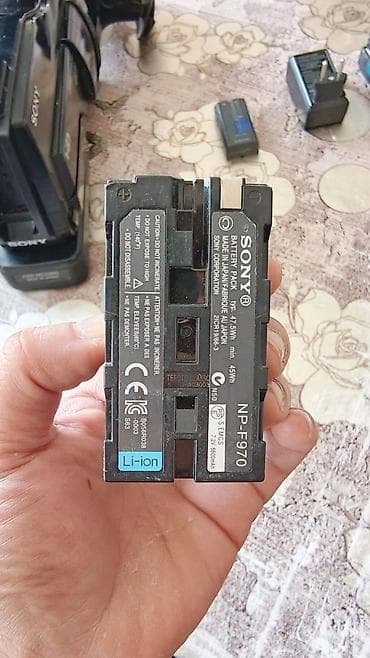 adapt: Sony peşəkar video kamera – HD çəkiliş Sony HD-2000 model 64 yaddaş — 10