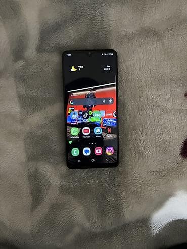 samsung telfonları: Samsung Galaxy A32, 64 GB, rəng - Qara, İki sim kartlı — 4