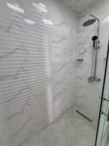emircanda kiraye evler: Xalqlar dostluğu metro stansiyası çıxışına 100 metr məsafə. Yaxınlıqda — 10