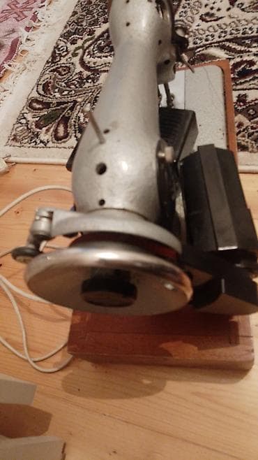 tikis masinlar: Məhsul: Elektrik ayaq pedallı tikiş maşını Təsvir: - Güclü metal — 3