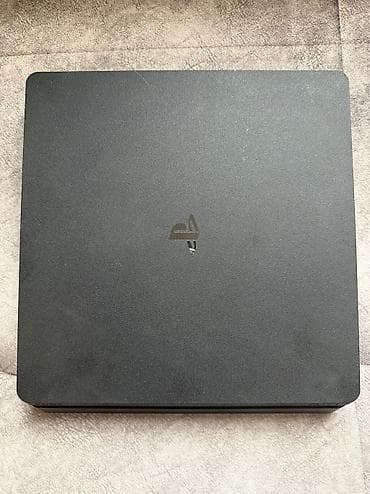 oyun diskleri: Sony PlayStation 4 Slim oyun konsolu Xüsusiyyətlər: - Model: PS4 Slim — 3