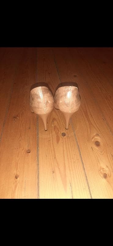 Босоножки, сандалии, шлепанцы: Туфли, Размер: 39, Б/у — 3