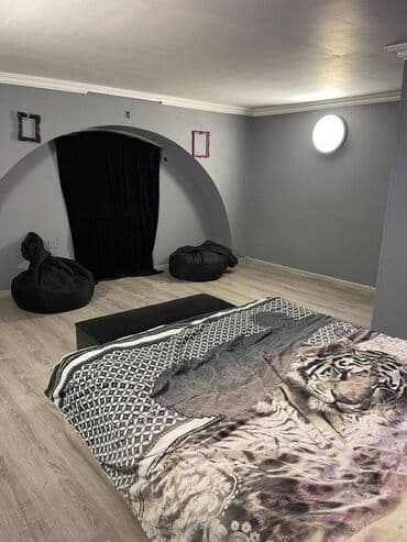 xacmaz obyekt: Sahil metrosuna yaxin 90kv sahəsi olan obyekt 3otaqli ofis 1000azn — 6