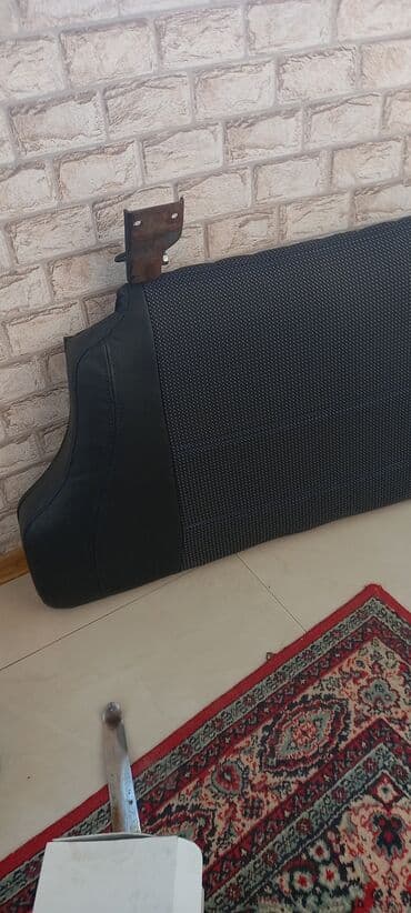 Şin və təkərlər: Masin salonlarin divan stol her sey tikirem düzeldirem renglemey her — 2