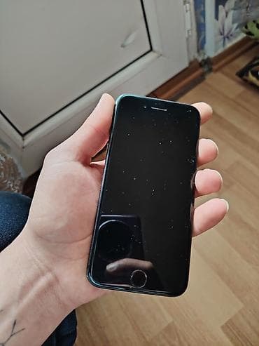 14 ayfon: IPhone 8, Qara, Barmaq izi, Simsiz şarj, Face ID — 7