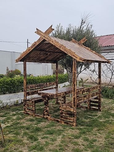 bağ evleri kiraye: Dördbucaq masa, Açılmayan, Skameykalar ilə, Taxta — 2