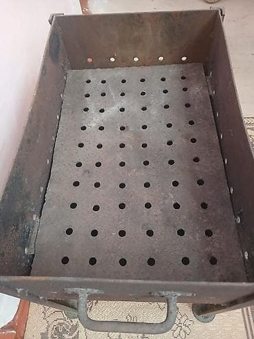Manqallar, qrillər, barbekyu: Metall manqal (kömürlü) ölçü 40x30sm - Material: qalın metaldan — 2