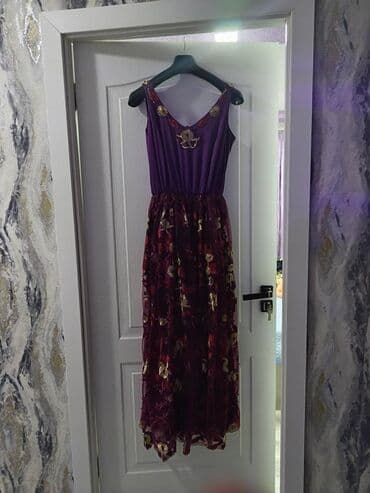 baku electronics sire ceken: Satılır 30 azn 40,42 razmer 
Geyinilmeyib — 4