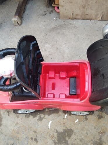 машина для детей: Uşaq üçün ayaqla idarə olunan minik maşını - Rəng: qırmızı - Korpus — 4