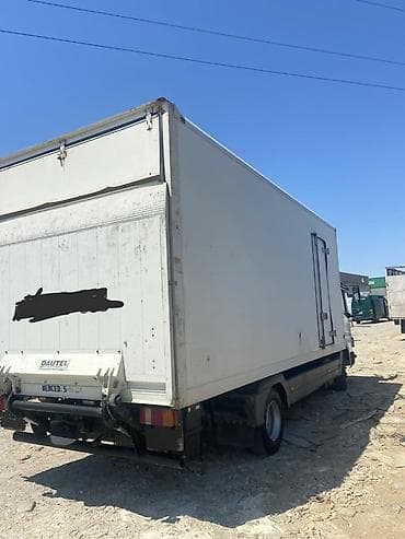 reduktor 1:3: Yükdaşıma üçün qapalı furgon korpuslu yük avtomobili - Marka/model — 3