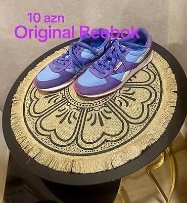 Original Reebok idman ayaqqabısı - Model: Klassik qaçış stili - Rəng