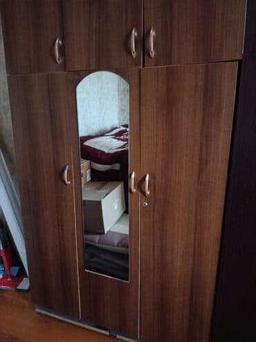 Qarderob, paltar dolabı