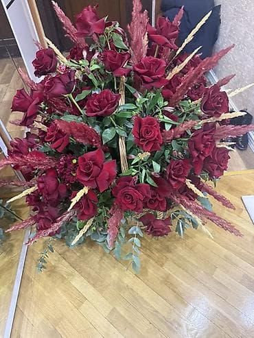 ad gunu bezekleri: Buketlər, səbətlər — 3