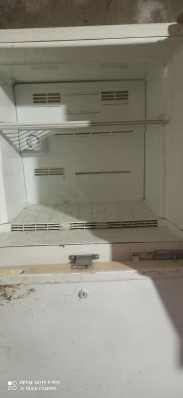 soyuducu termostat: İki qapılı soyuducu - Üst hissə: dondurucu kamera, mexaniki termostat — 2