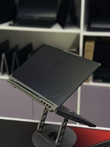 prosessor i7: İşlənmiş MSI, 15.6 ", Intel Core i7, 512 GB, Ünvandan götürmə, Ödənişli çatdırılma, Rayonlara çatdırılma — 5
