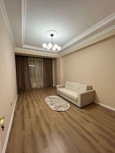 sibrizdə evlərin qiyməti: Mənzil kirayə verilir. 12.7 mərtəbə 3 otaq, mətbəx mebeli var, əşyasız — 5