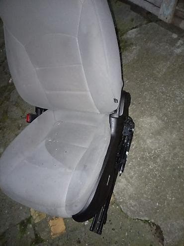 07 sekilleri: Avtomobil ön oturacağı - Boz rəngli parça üzlüklü, başaltılıqla — 6