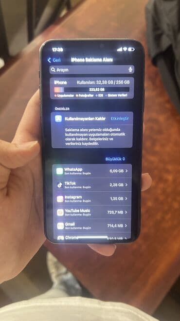 Mobil telefonlar: IPhone 11 Pro Max, 256 GB, Matte Midnight Green, Face ID — 5