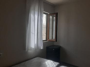 zigda kiraye menzil: 1 otaqlı təmirli,əşyalı mənzil. Ayrica girişi — 4
