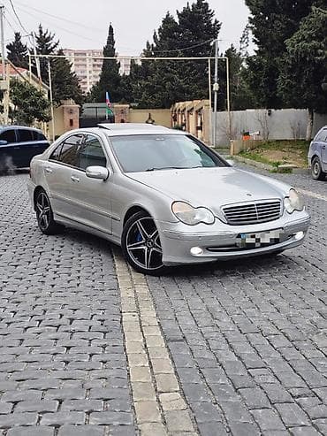 rtx 2060 super: Mercedes-Benz C-Class: 3.2 l | 2000 il Sedan — 2